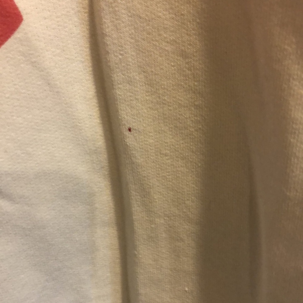 Large white sweatshirt - Picture 3 of 3